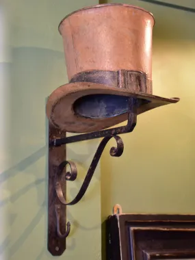 19th Century French sign from a milliner's shop with a top hat