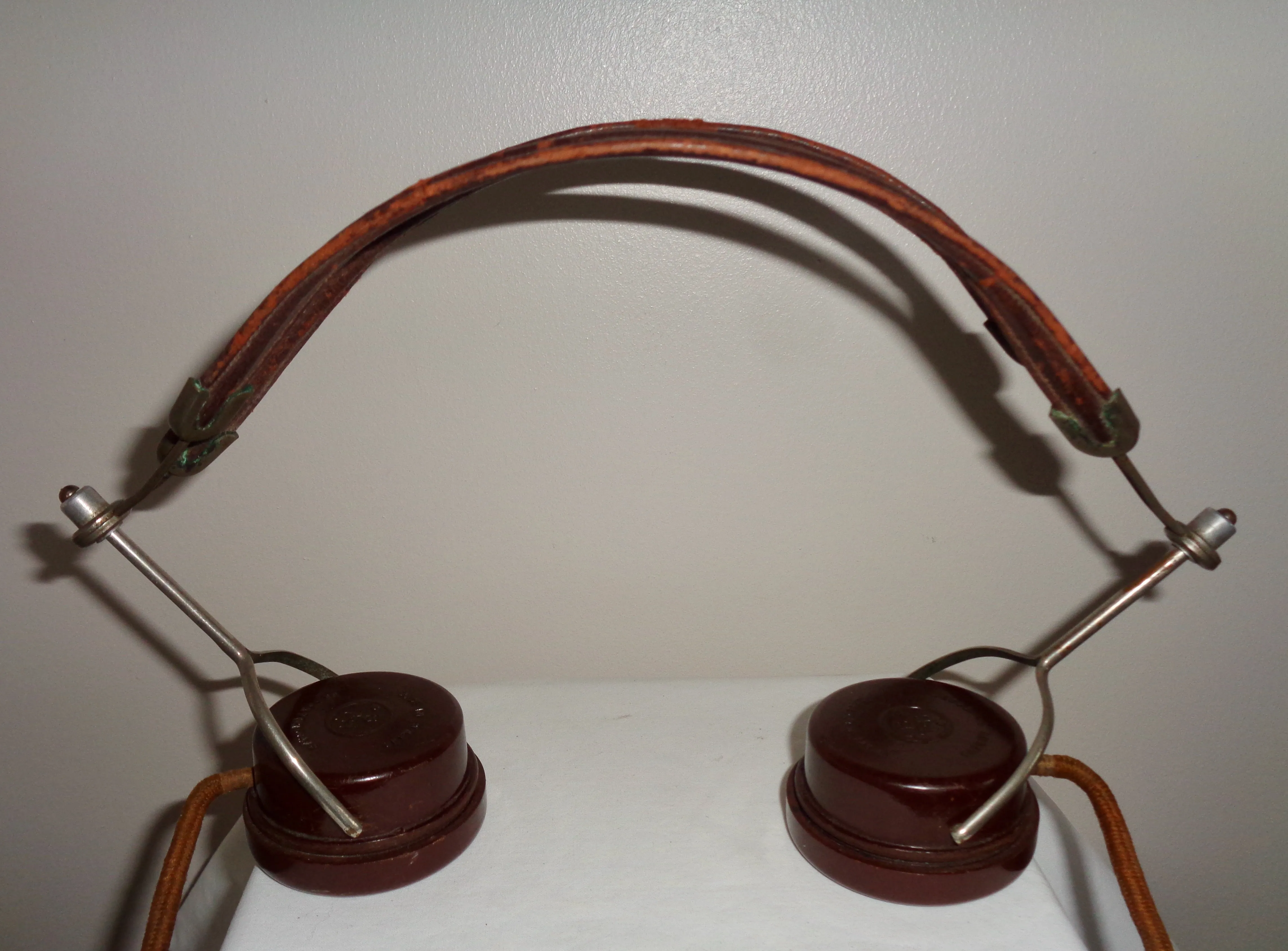 British Thomson Houston BTH Bakelite Leather Headphones 2000 Ohms