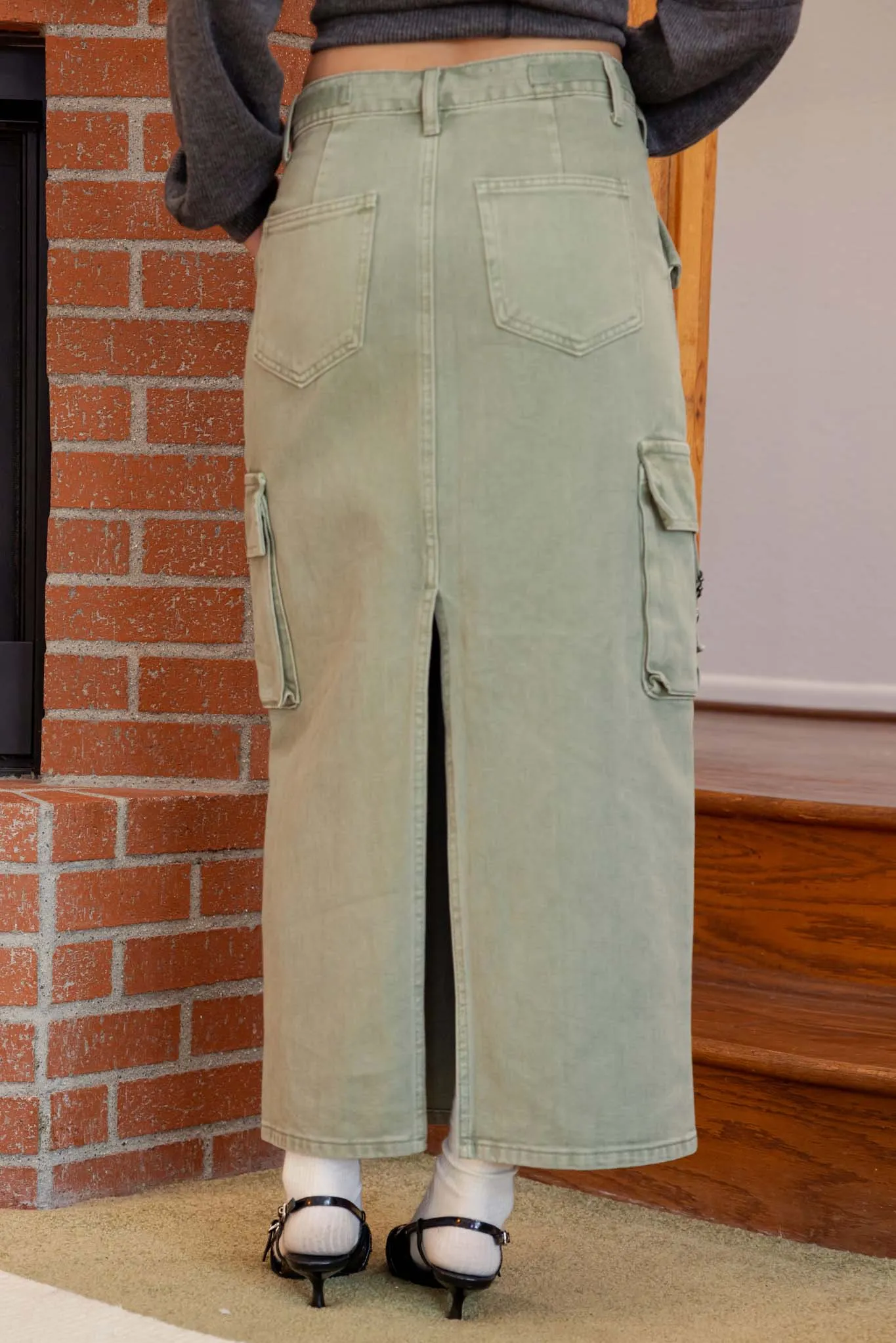 CARGO DENIM BACK SLIT MIDI SKIRT