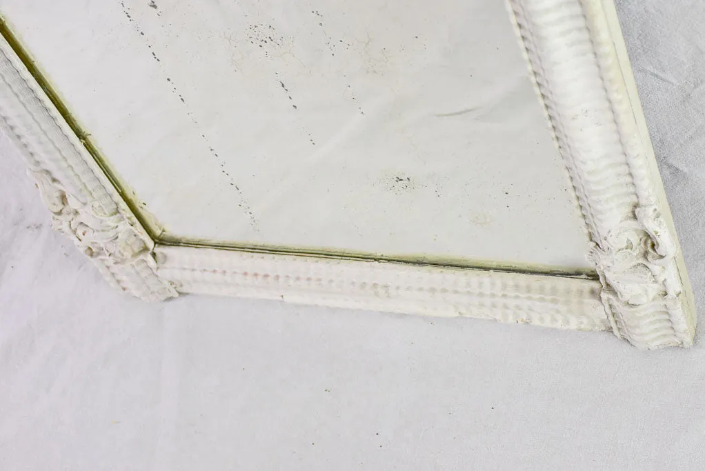Early 19th Century French mirror with beige ribbed frame 28¼" x 36½"