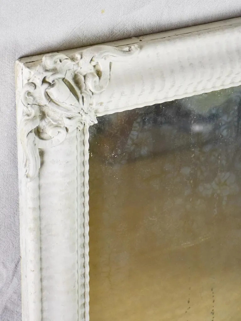 Early 19th Century French mirror with beige ribbed frame 28¼" x 36½"