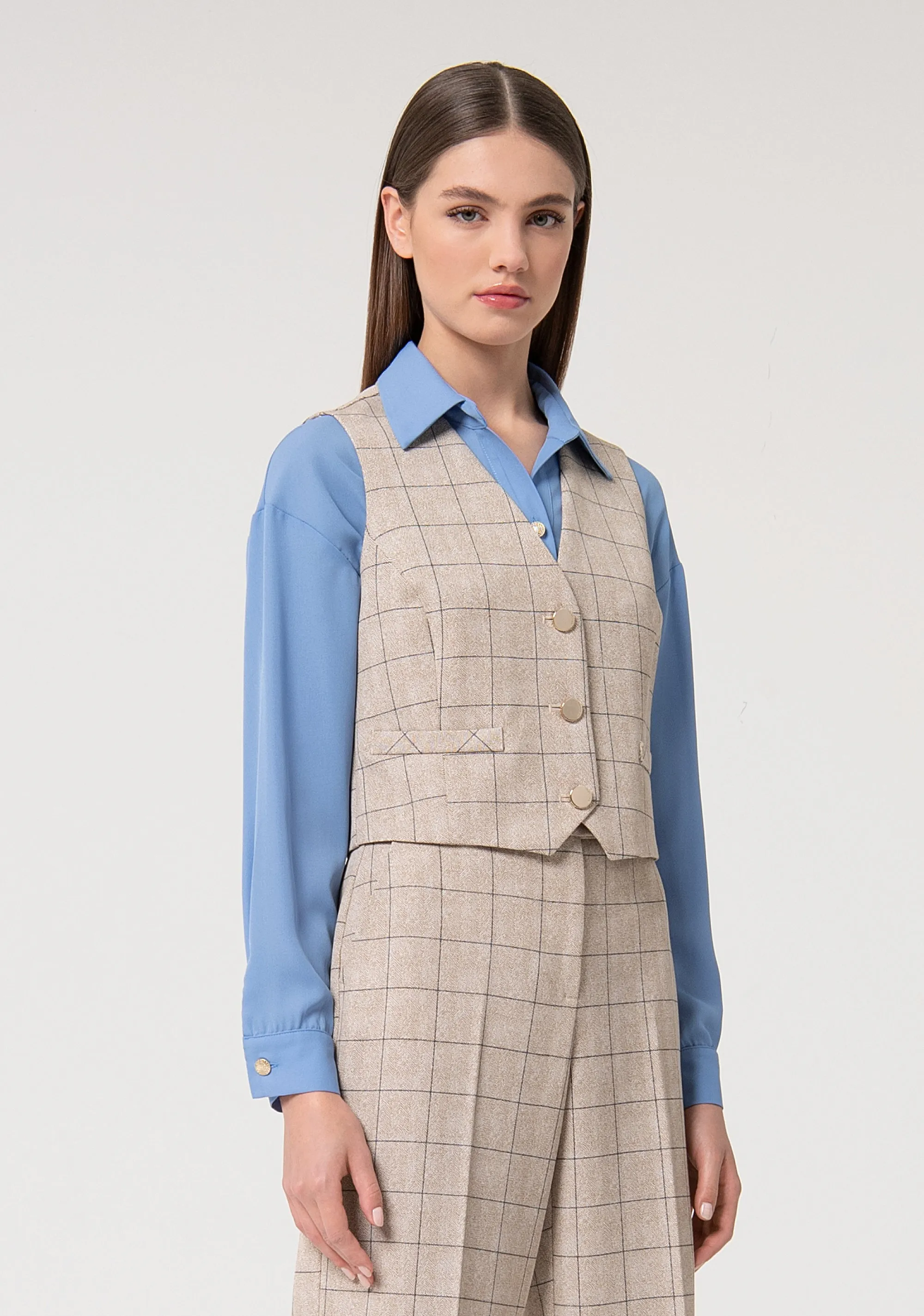 Gilet regular fit with square pattern