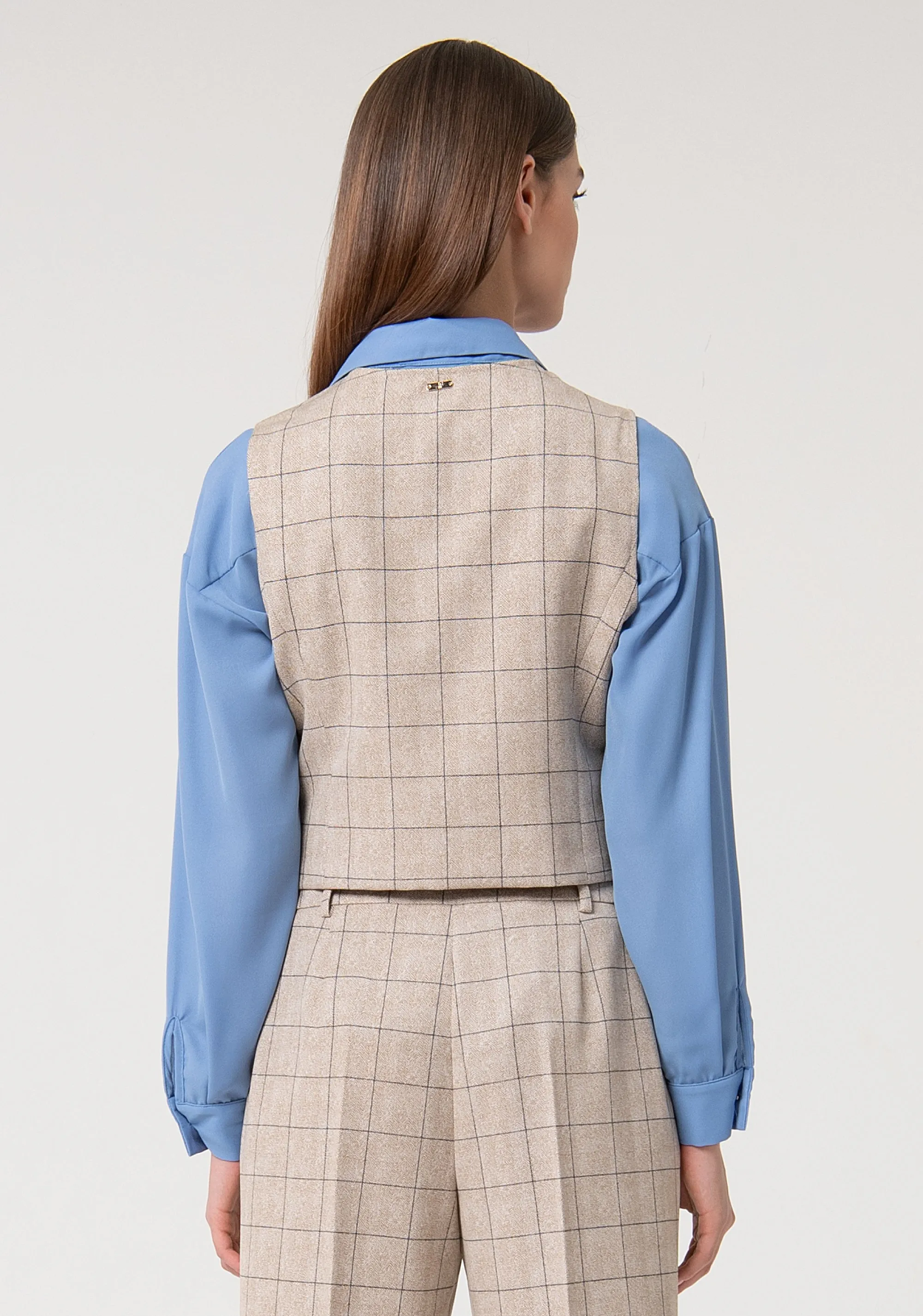 Gilet regular fit with square pattern