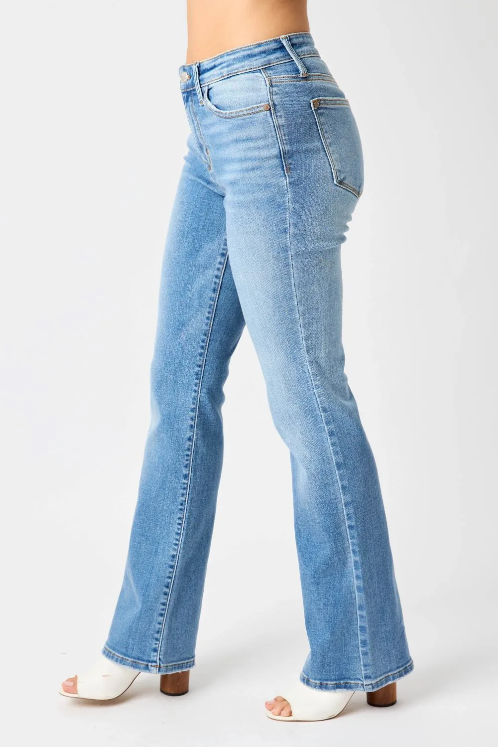 'Judy Blue' Women's Midrise Vintage Boot Cut - Medium Blue Wash