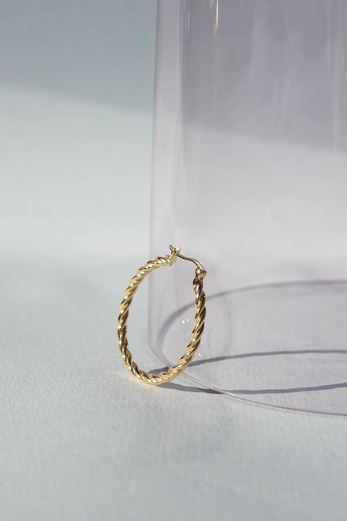 Medium twisted hoop earring gold plated 30mm