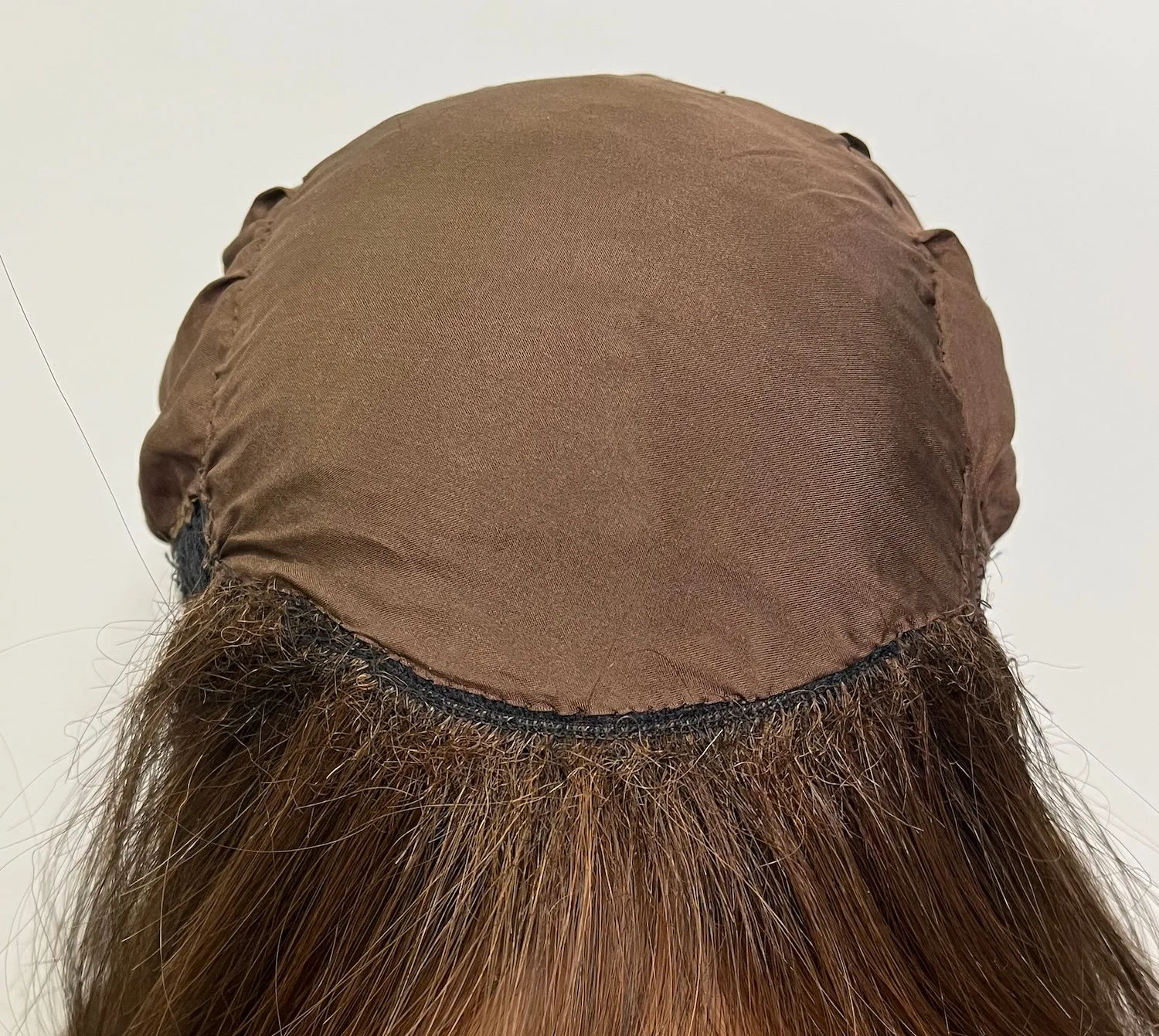 Preloved, Rene of Paris, Seville wig | Synthetic fibre | Ginger Brown 1685N | Average cap | 18" length