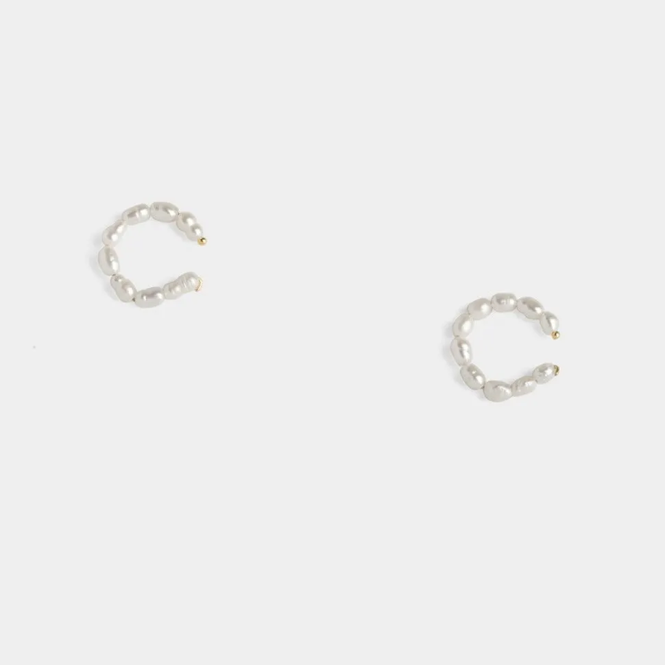 Sara Pearl Ear Cuff