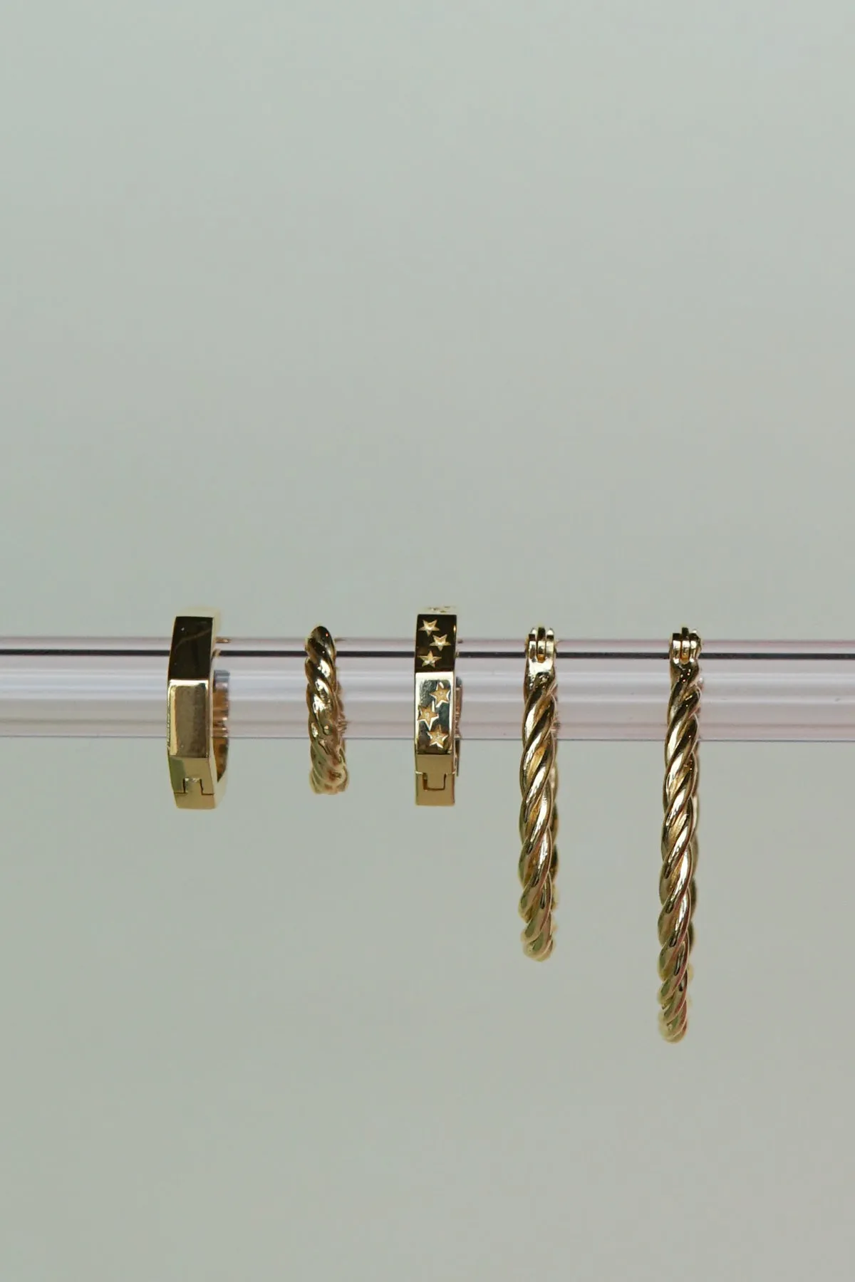 Small twisted hoop earring gold plated 23mm