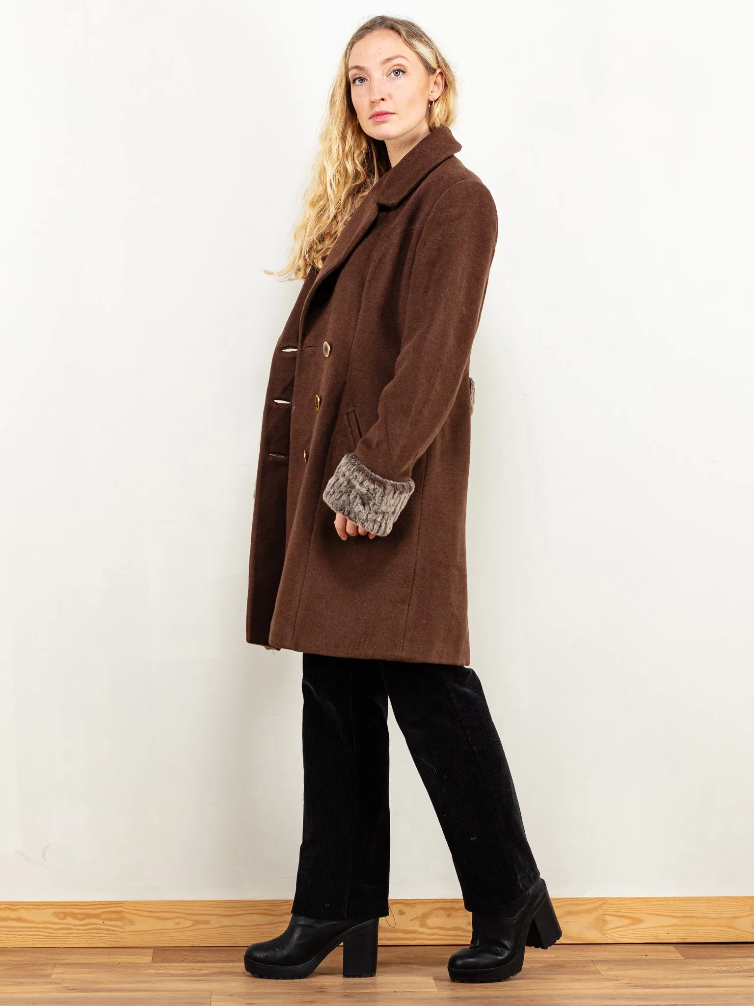 Vintage 80's Women Pure Wool Coat in Brown